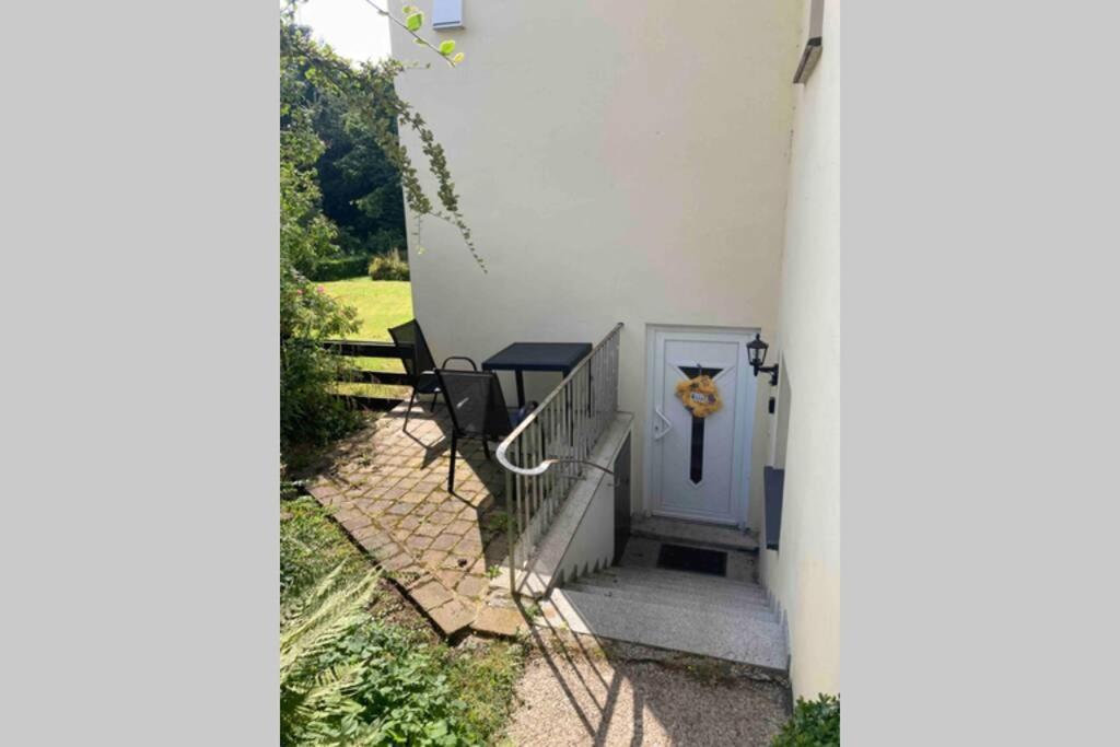 Wunderschone Komplett Neu Eingerichtete Wohnung Emmerthal エクステリア 写真
